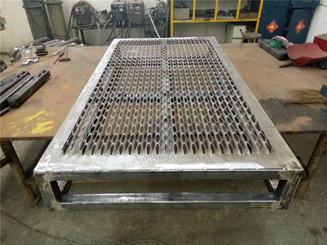 Chine Anti plaque de métal en aluminium perforée de dérapage, de sécurité grille en métal de glissement non fournisseur